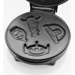 STOCK - USA - WAFFLE MAKER TOY STORY