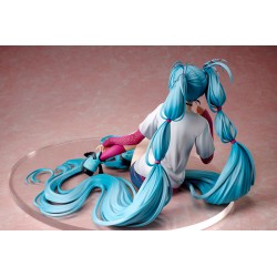 PRECOMMANDE - Hatsune Miku x Mai Yoneyama The Latest Street Style "Cute"